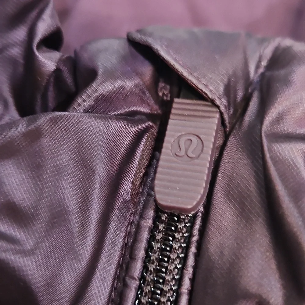 Lululemon Down For A Run Vest - Picture 5 of 12